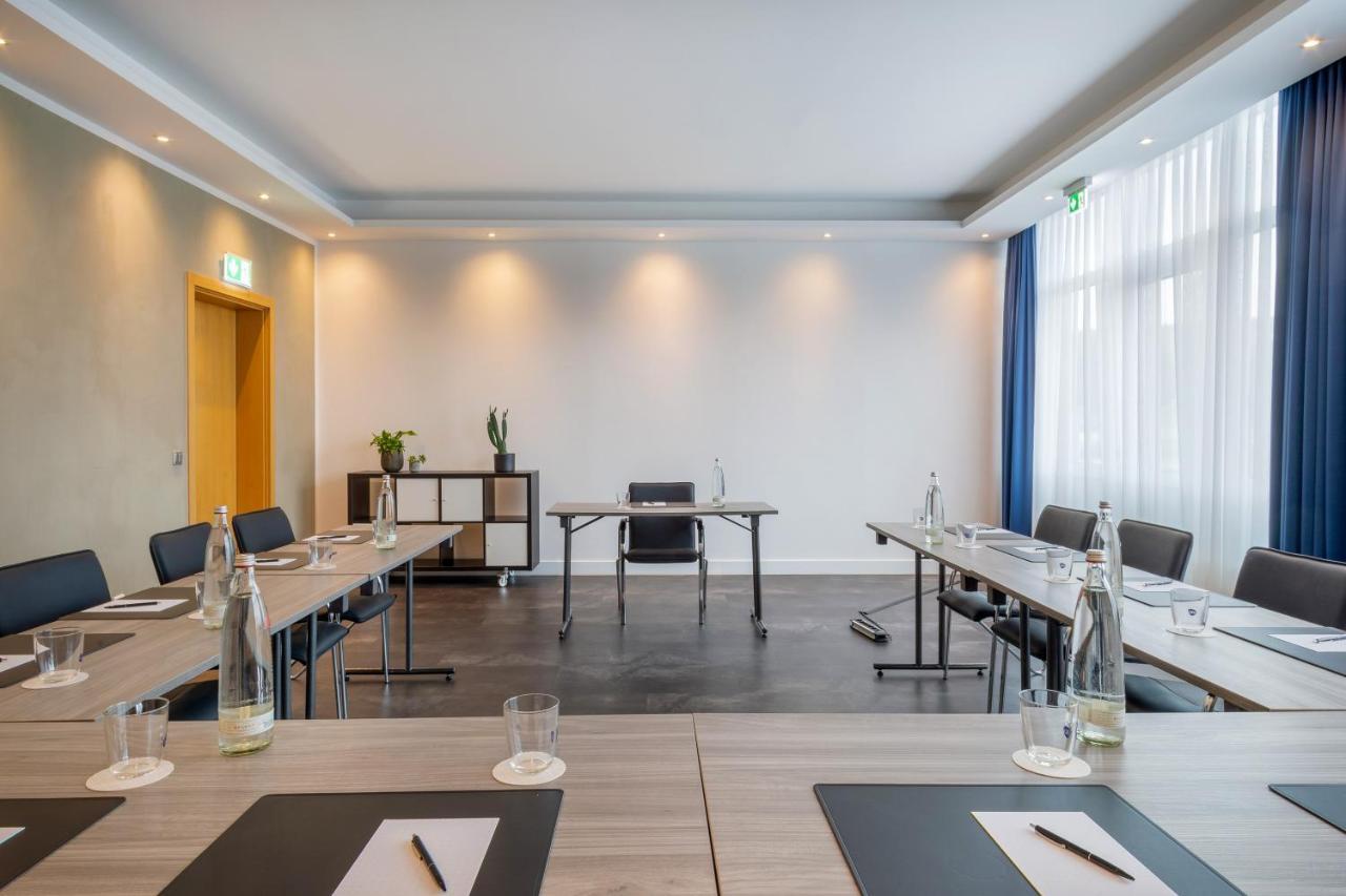 Hotel Oberhausen Neue Mitte Affiliated By Meliá 4*